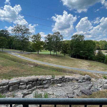 Couples Condo Retreat Overlooking Golf Course Branson West Kültér fotó
