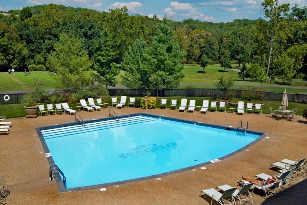 Couples Condo Retreat Overlooking Golf Course Branson West Kültér fotó