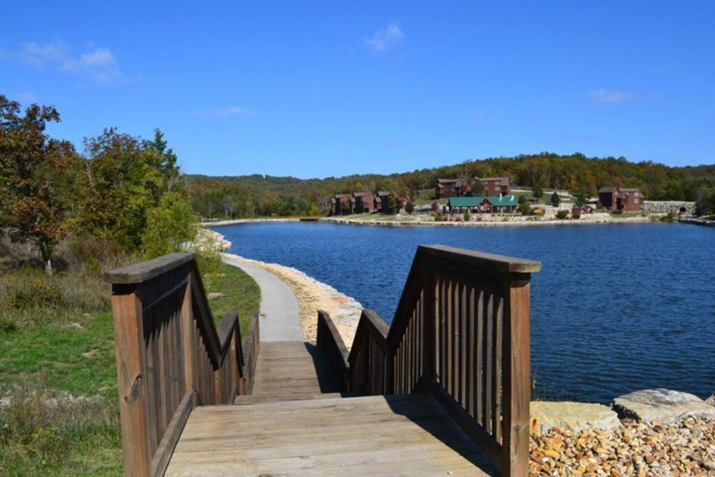 Couples Condo Retreat Overlooking Golf Course Branson West Kültér fotó