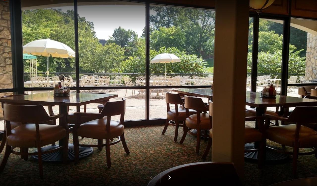 Couples Condo Retreat Overlooking Golf Course Branson West Kültér fotó
