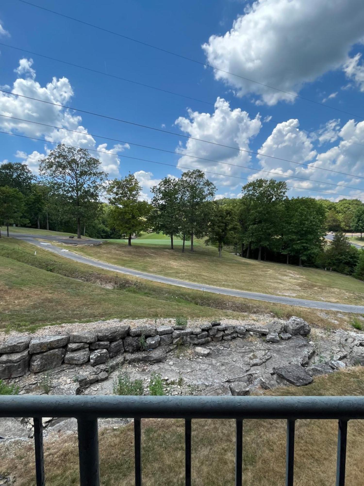 Couples Condo Retreat Overlooking Golf Course Branson West Kültér fotó